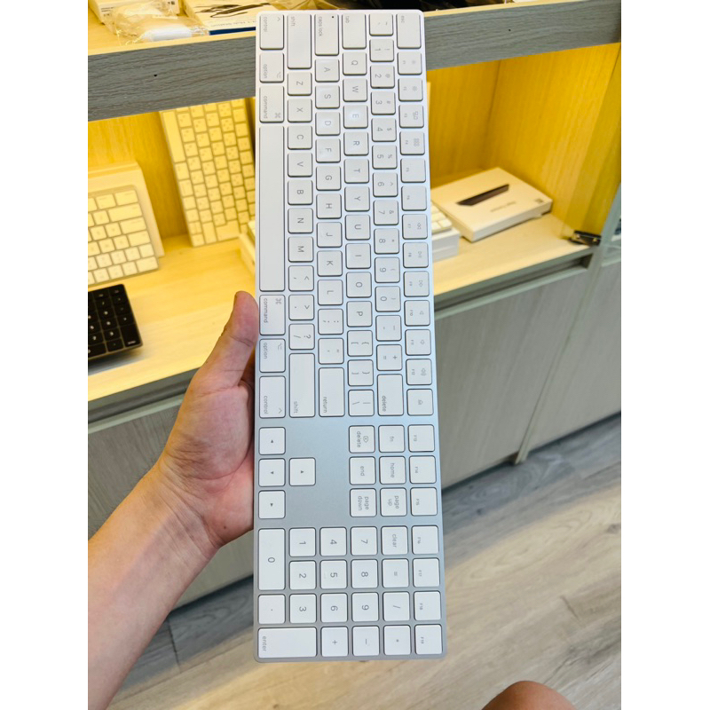 Bàn phím chính hãng magic 2 3