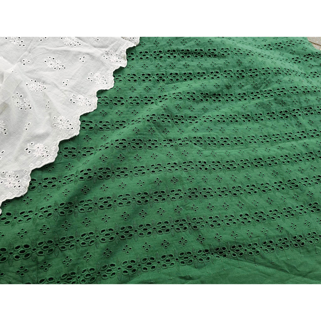 Vải thô thêu màu xanh bộ đội