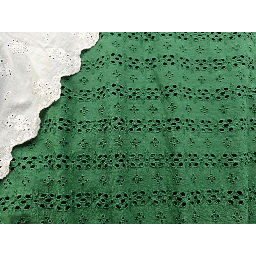 Vải thô thêu màu xanh bộ đội