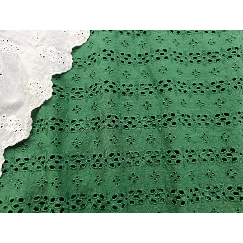 Vải thô thêu màu xanh bộ đội