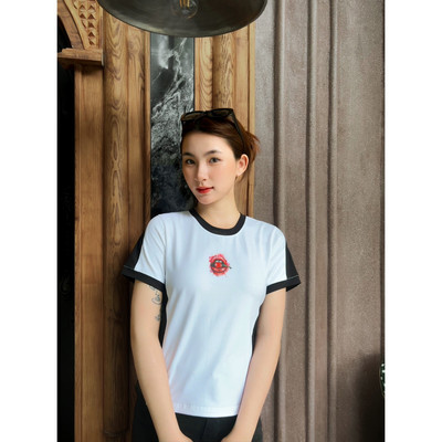 YU CHERRY | Áo thun Baby Tee nữ cotton 4 chiều đôi môi cherry đỏ Cherry Lips Babytee YP012