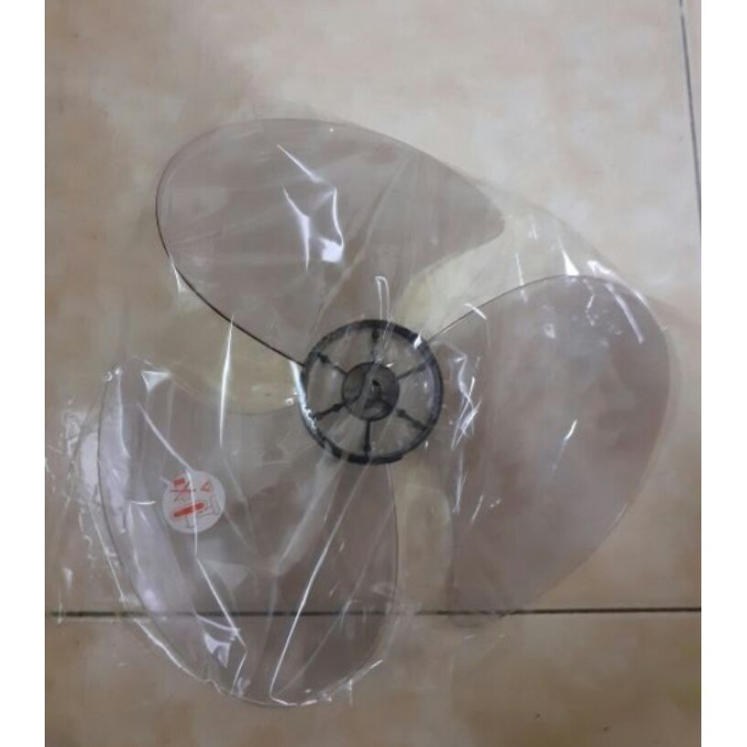 Cánh quạt B3 Senko 3 lá trong suốt kích thước 30cm, cánh quạt thay thế
