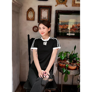 YU CHERRY | Áo thun Baby Tee nữ cotton 4 chiều chữ Love cách điệu in nổi Love Basic Babytee YP013