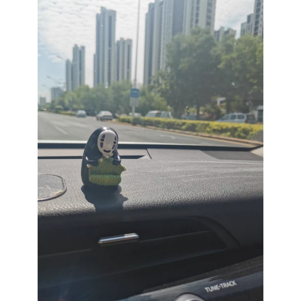 Tượng Vô Diện nhân vật Hoạt hình Vùng Đất Linh Hồn trang trí tiểu cảnh, sưu tầm