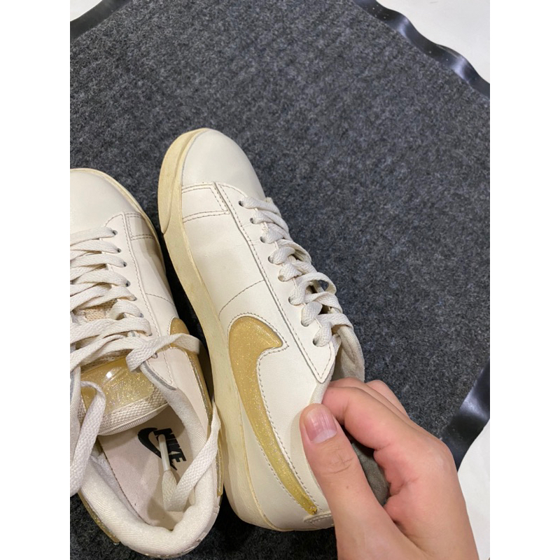 Giày thể thao nữ Nike AV9371-100 size 39 đã qua sử dụng