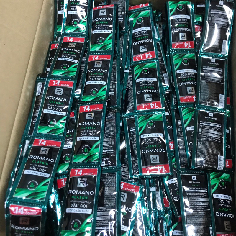 Romano - Dây dầu gội Romano,(dây 12 gói) . Mua 6 Tặng 1