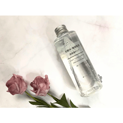Nước Hoa Hồng Muji hight moist Water (hồng)