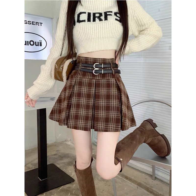 Chân váy kẻ sọc xếp ly dáng ngắn lưng cao mùa thu đông 2023