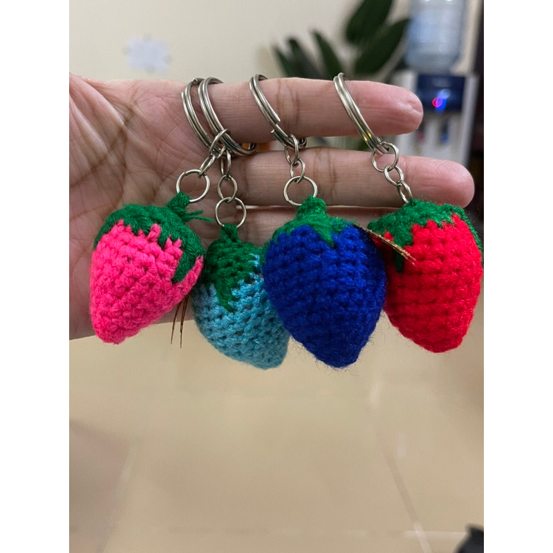 Móc khóa hình trái dâu