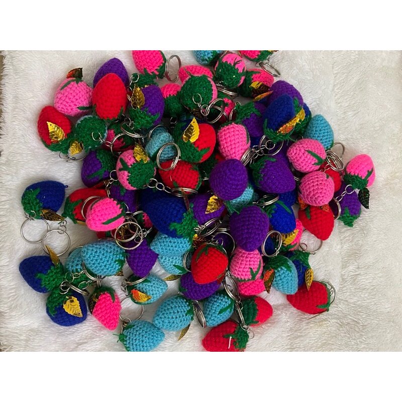 Móc khóa hình trái dâu