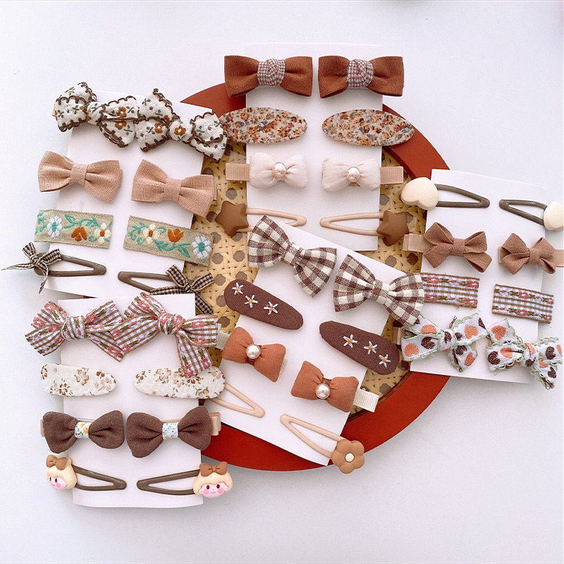 Set kẹp vải nâu vintage cho bé gái