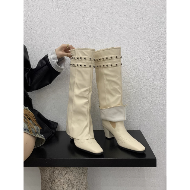 Giày boot nữ gót vuông 7 phân hai lớp đinh tán cá tính cho nữ mùa thu đông 2023
