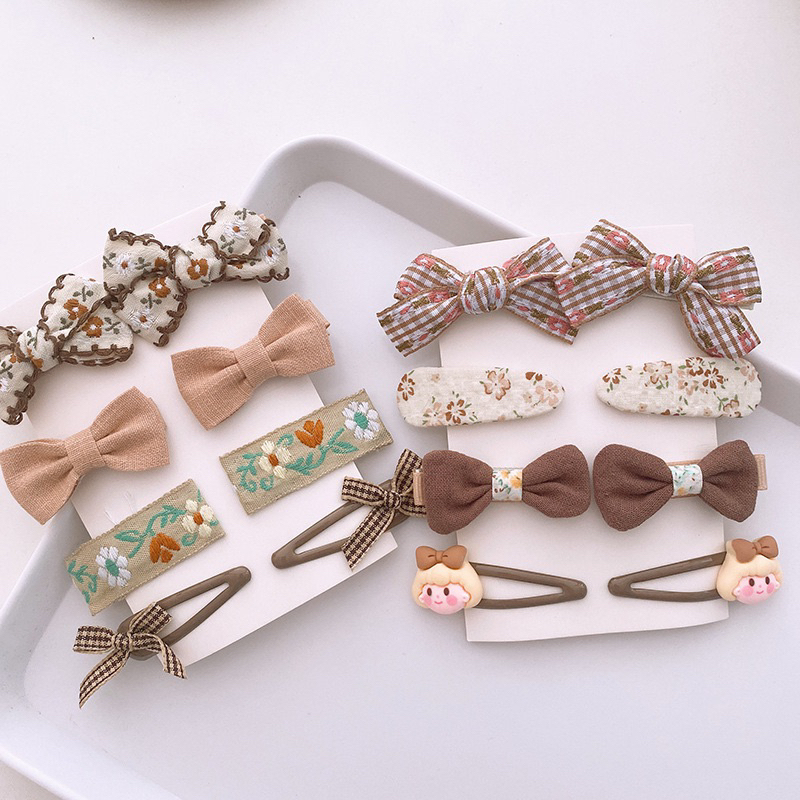 Set kẹp vải nâu vintage cho bé gái