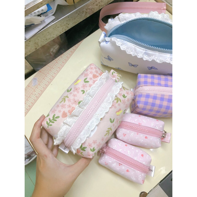 TÚI POUCH ĐỰNG ĐỒ MAKEUP CÓ REN - HANDMADE BY 1402.Sew