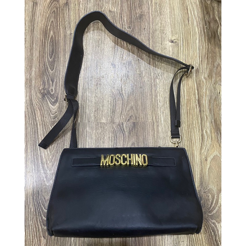 Túi đeo chéo mosc đen