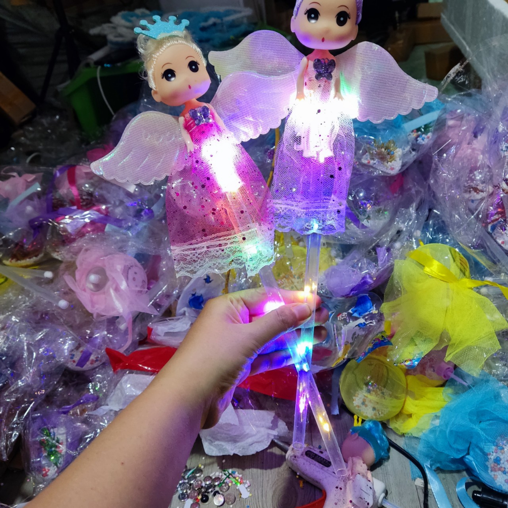 Gậy búp bê chibi, đũa công chúa nhiều màu, đồ chơi cho bé