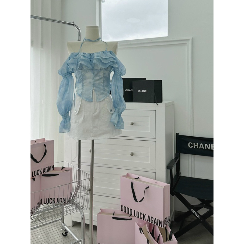 SET ÁO HOA VOAN XANH + CHÂN VÁY TRẮNG
