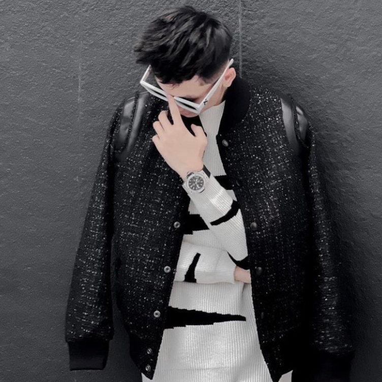 Áo Khoác Teddy Bomber Nam Nữ Vải Dạ Đính Kim Tuyến Thêu Sọc Da Đen Hai Vai Bo Ống 2 Lớp Dày Dặn Cao cấp