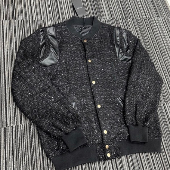 Áo Khoác Teddy Bomber Nam Nữ Vải Dạ Đính Kim Tuyến Thêu Sọc Da Đen Hai Vai Bo Ống 2 Lớp Dày Dặn Cao cấp