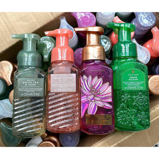 Nước rửa tay tạo bọt Bath & Body Works - Foaming Soaps 259ml
