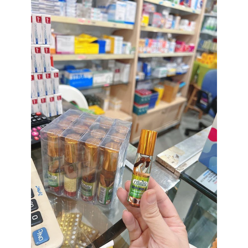 Lốc 12 Chai Dầu Gió Nhân Sâm Green Herb Oil Thái Lan Nội Địa Thái