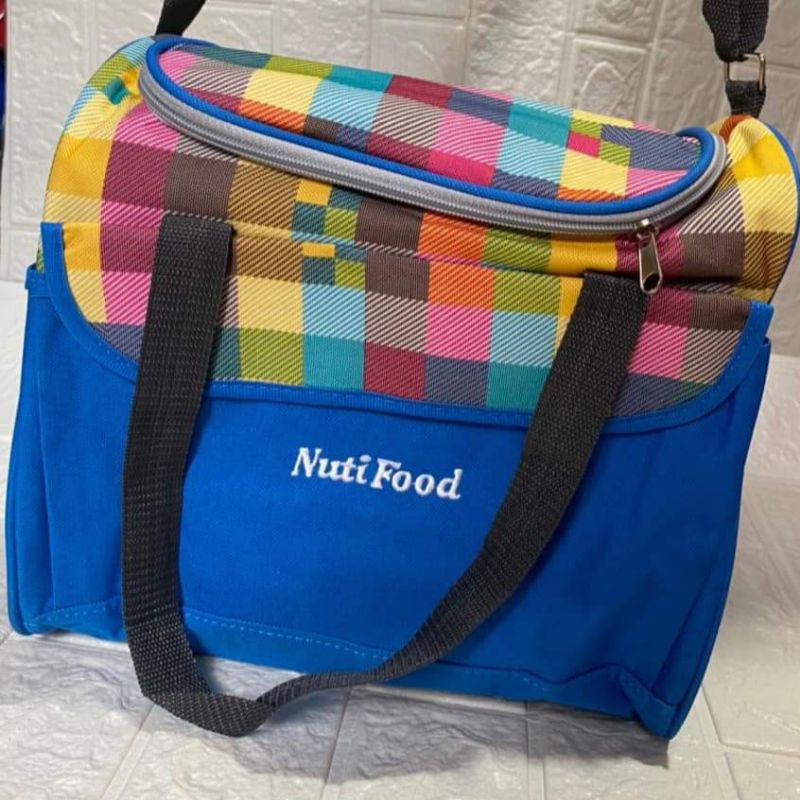 Túi mẹ và bé Nutifood giao màu ngẫu nhiên