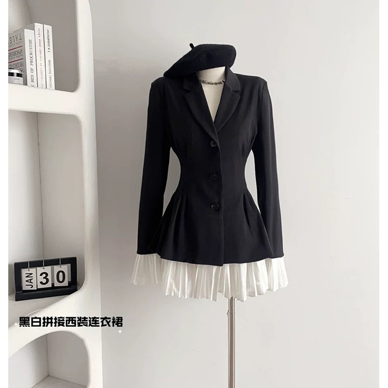 Set Áo Blazer Tay Loe Phối Chân Váy Xếp Ly TIBU Đầm Nữ Dáng Ngắn Màu Đen Dày Dặn Sang Chảnh Thanh Lịch Hàn Quốc