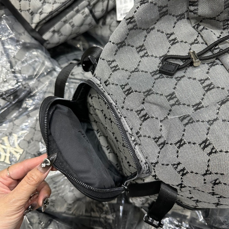 Balo Nam Nữ Cao Cấp Chất Vải Dư Xịn MLB