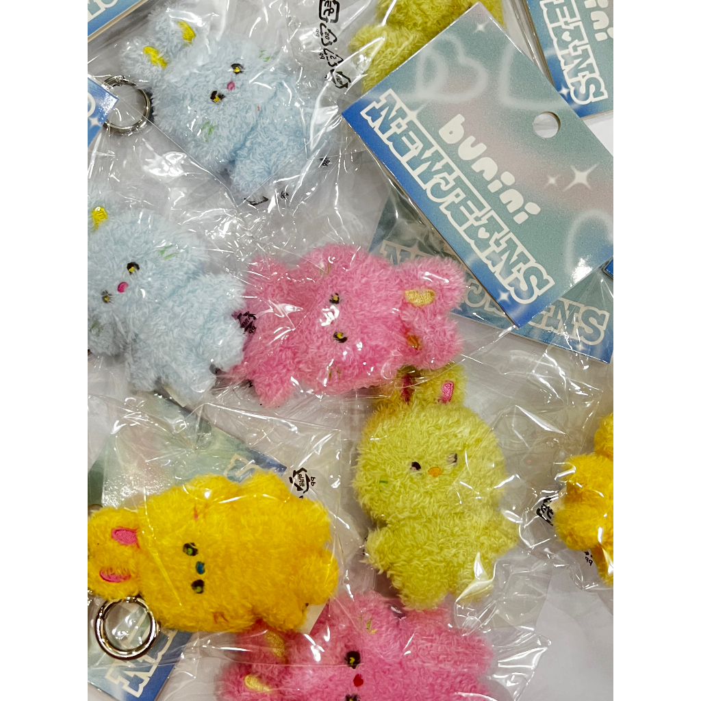 Móc khoá keyring thỏ NewJeans