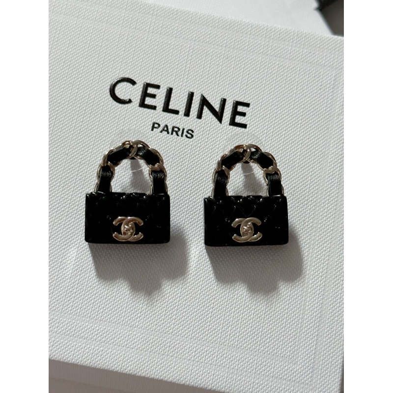 Khuyên tai sc chà nèo một một