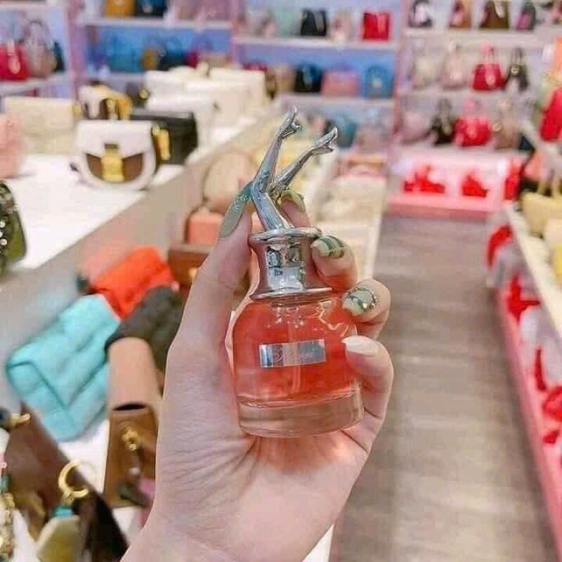 Nước Hoa Chân Dài Karri -30ml