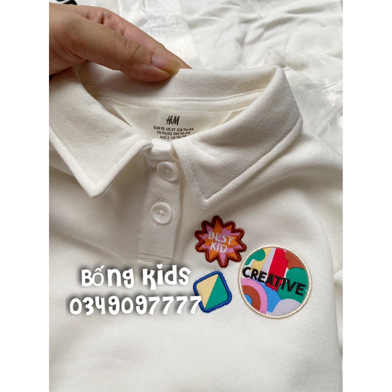 Áo Nỉ Polo Bé Gái Thêu Stick Trắng HaM