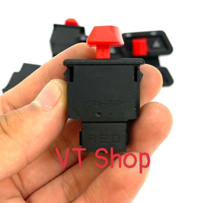 Công Tắc Hazzad Màu Đỏ Nháy 4 Xi Nhan Siêu Xịn Đèn Cảnh Báo Lắp Đặt Như Zin