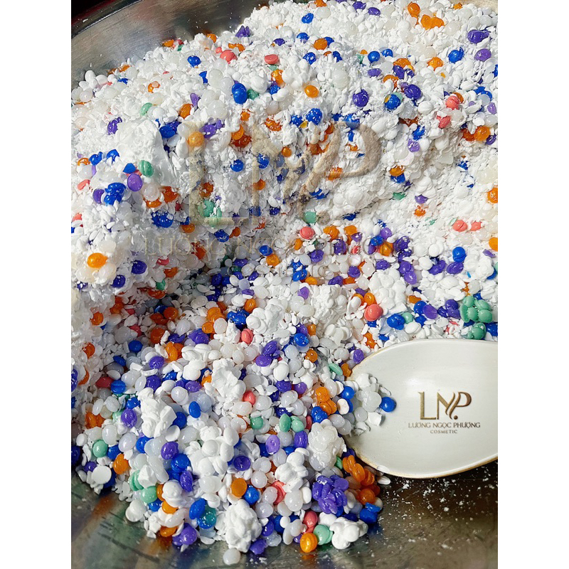 Sáp vụn wax lông  1kg sáp vụn wax lông giá rẻ cao cấp loại 1 mix màu giúp triệt lông bikini , nách , râu