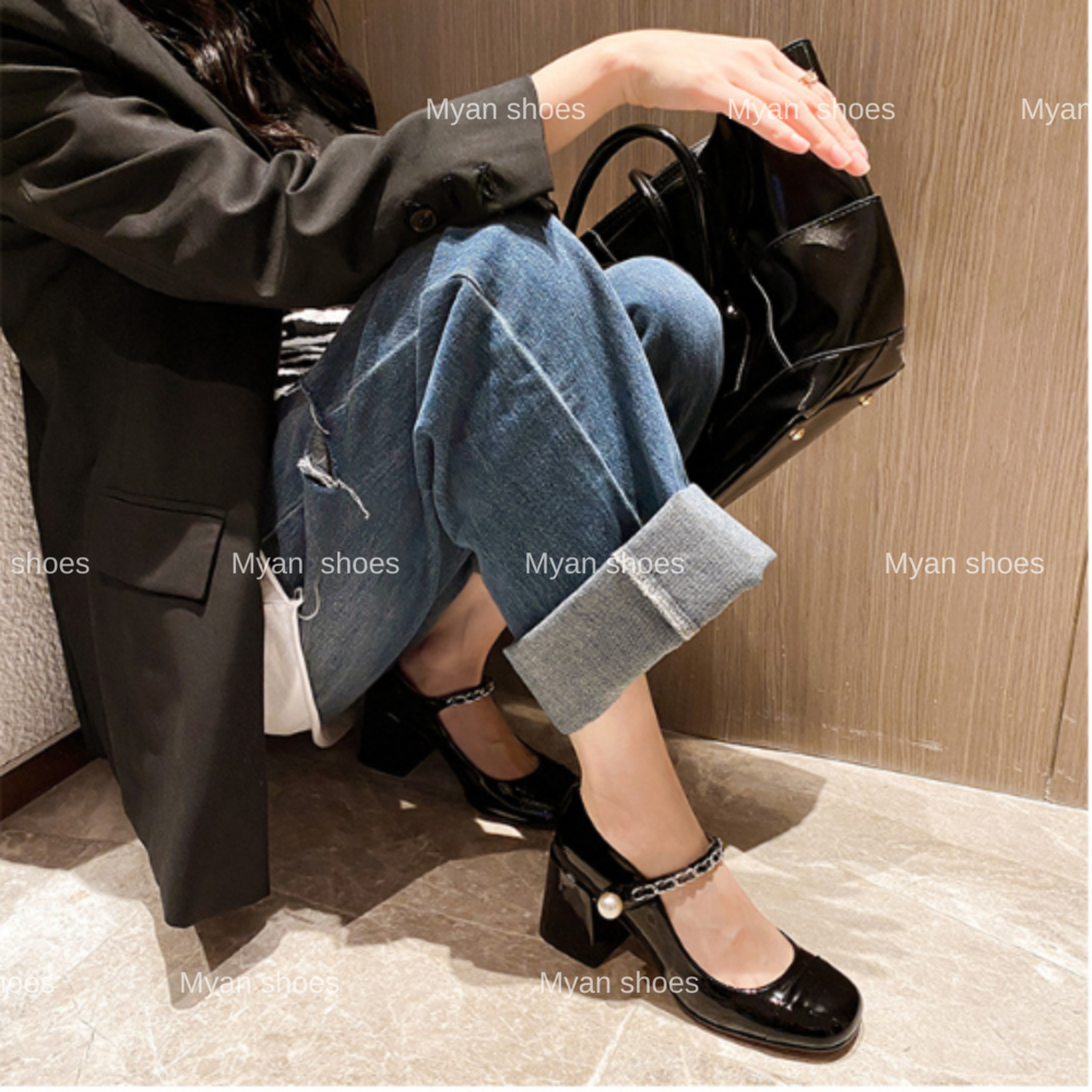 GIÀY CAO GÓT HOT TREND MÀU ĐEN BÓNG QUAI NGANG PHỐI XÍCH CUTE CỰC HOT