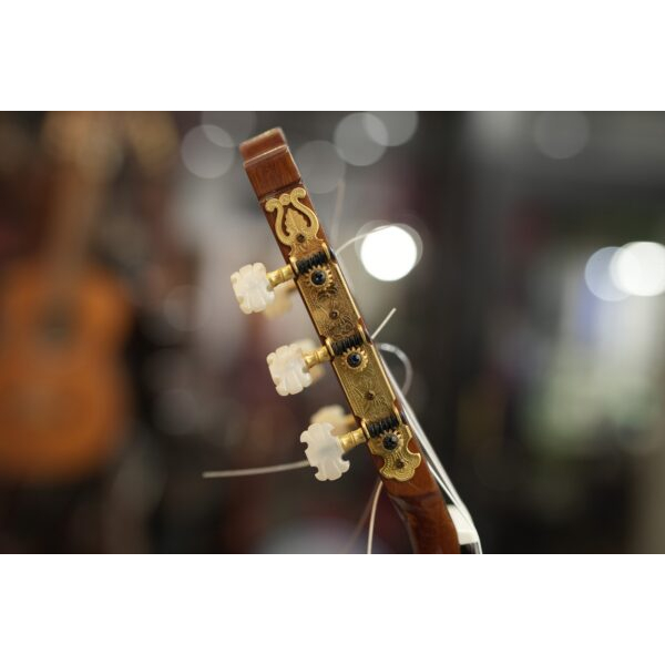 GUITAR CLASSIC Yamaha C400 - Tặng kèm bao chính hãng