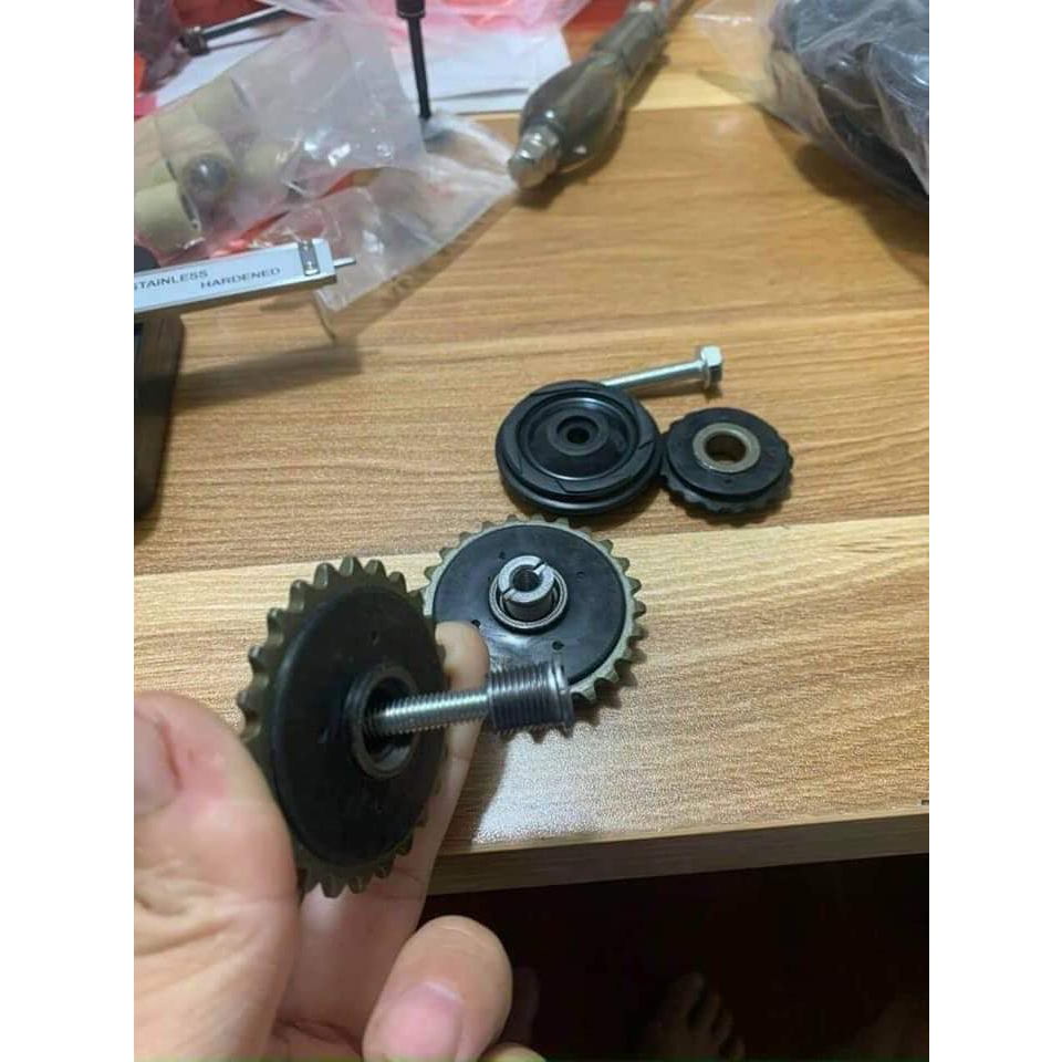 Bánh răng bơm nhớt dream wave 2 đầu răng