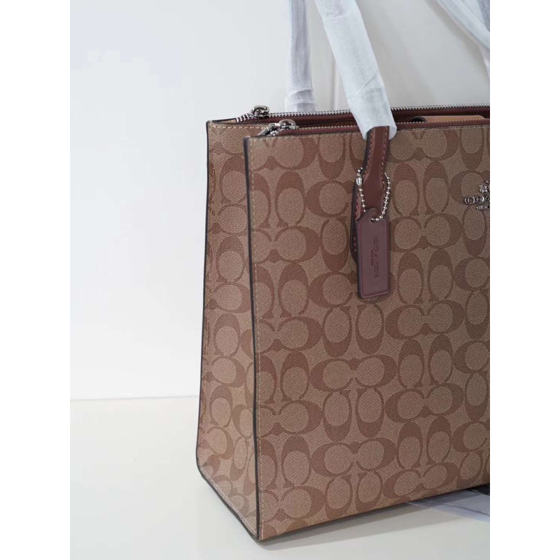 Túi công sở Coach NiNa Carryall Tote đơn giản sang trọng