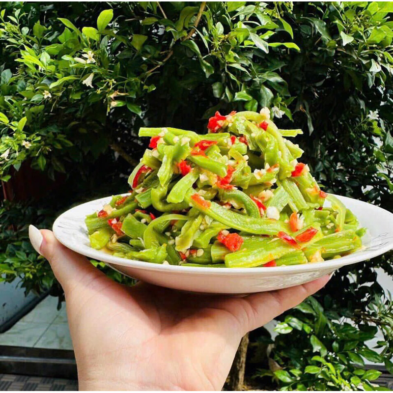 KIM CHI RAU TIẾN VUA
