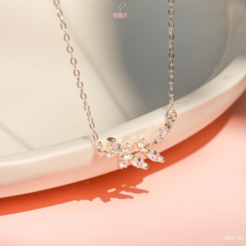 Dây chuyền bạc nữ BLINGIT mặt chiếc lá đính đá phong cách trang sức hàn quốc - BIVC195