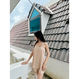 Áo hai dây lụa dáng suông basic
