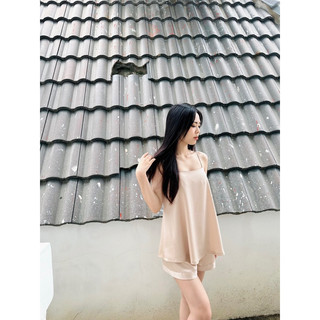 Áo hai dây lụa dáng suông basic