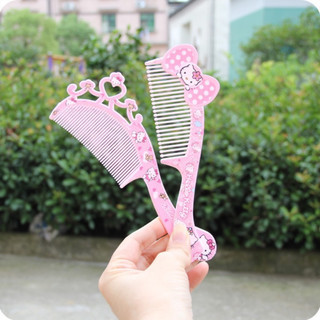 Lược chải tóc cho bé hình hello kitty