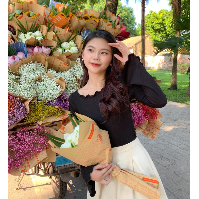 Áo kiểu tay dài nữ VMSTYLE form ôm ống tay loe trễ vai lai cuốn biên trơn đi học, đi chơi ATU00576