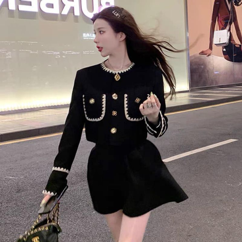 Set áo khoác nhung dài tay phối viền ren tiểu thư kèm chân váy ngắn xếp ly trẻ trung