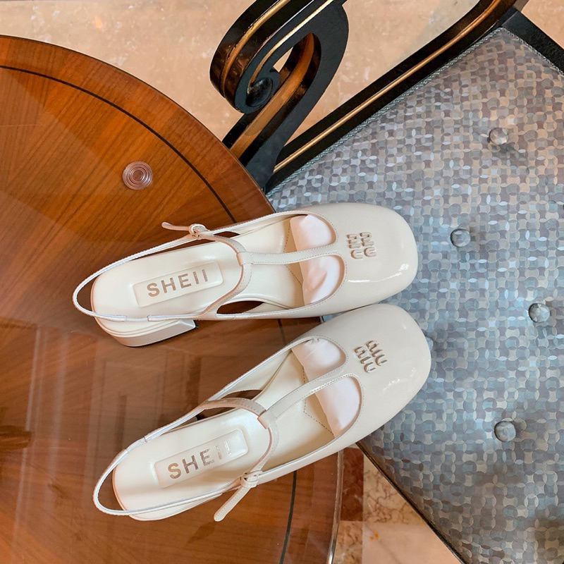 Giày búp bê hở gót