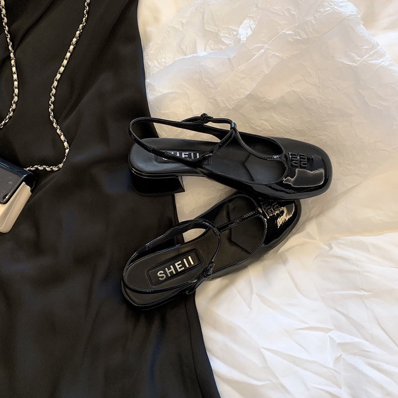 Giày búp bê hở gót