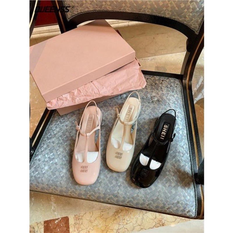 Giày búp bê hở gót