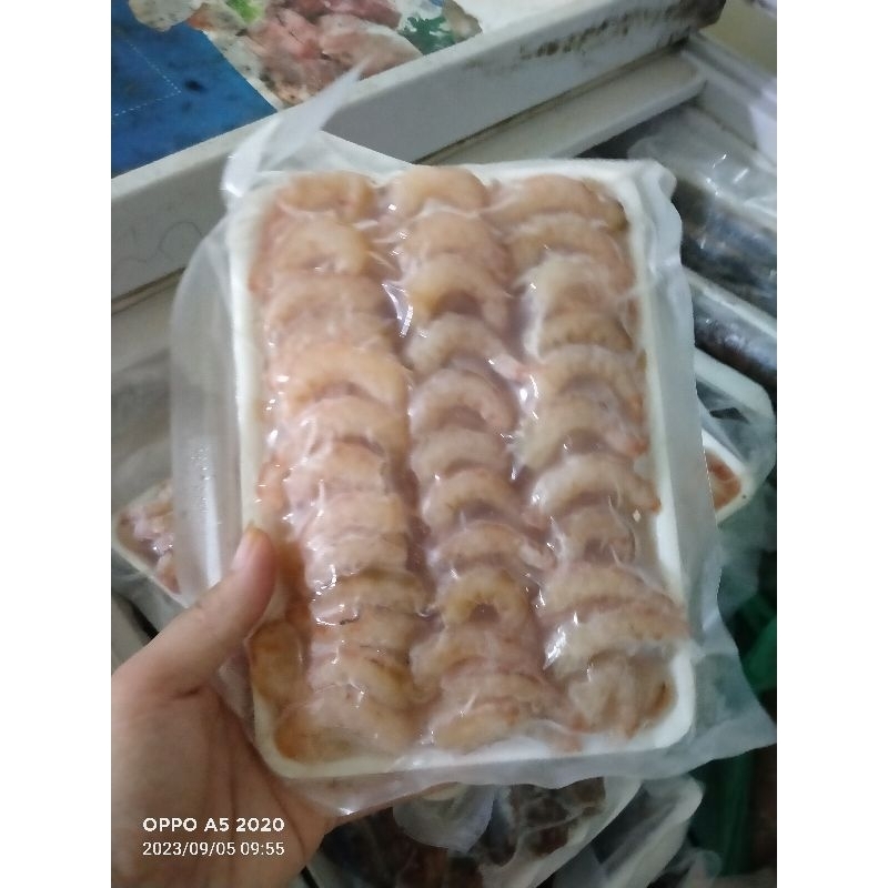 Nõn tôm sắt sạch sạn 81k 1khay 0.5kg