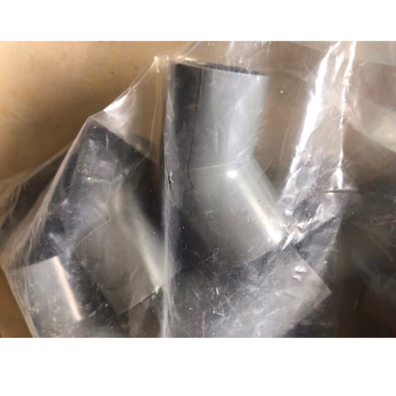 Góc +Tê +măng xông 21 pvc